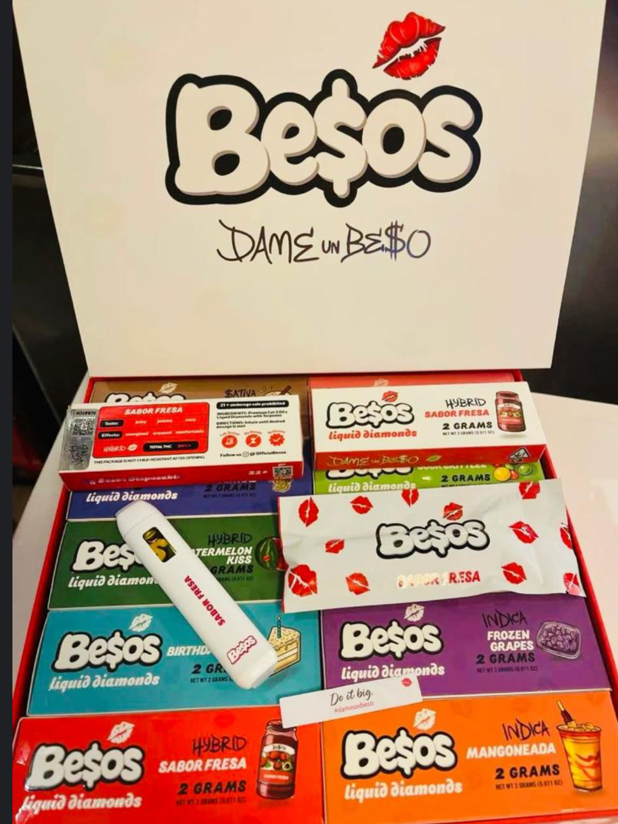 Besos Dispos Top View